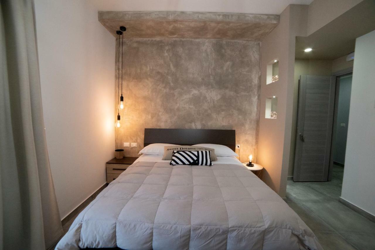 Anna & Alfredo Bed And Breakfast Цафферана-Этнея Экстерьер фото